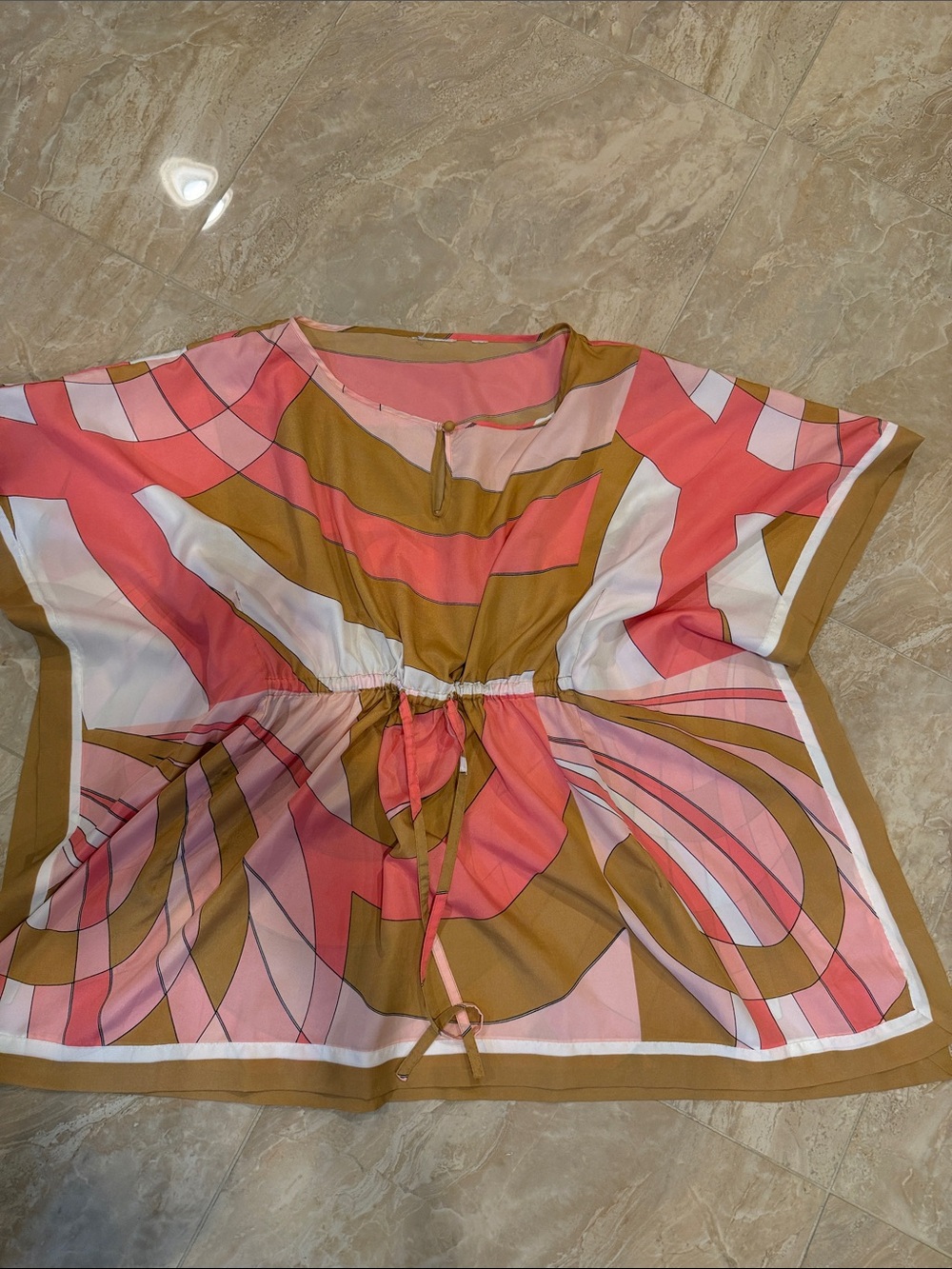 Women’s Drawstring Waist Geometric Print Top in Pink and Brown by New York & com